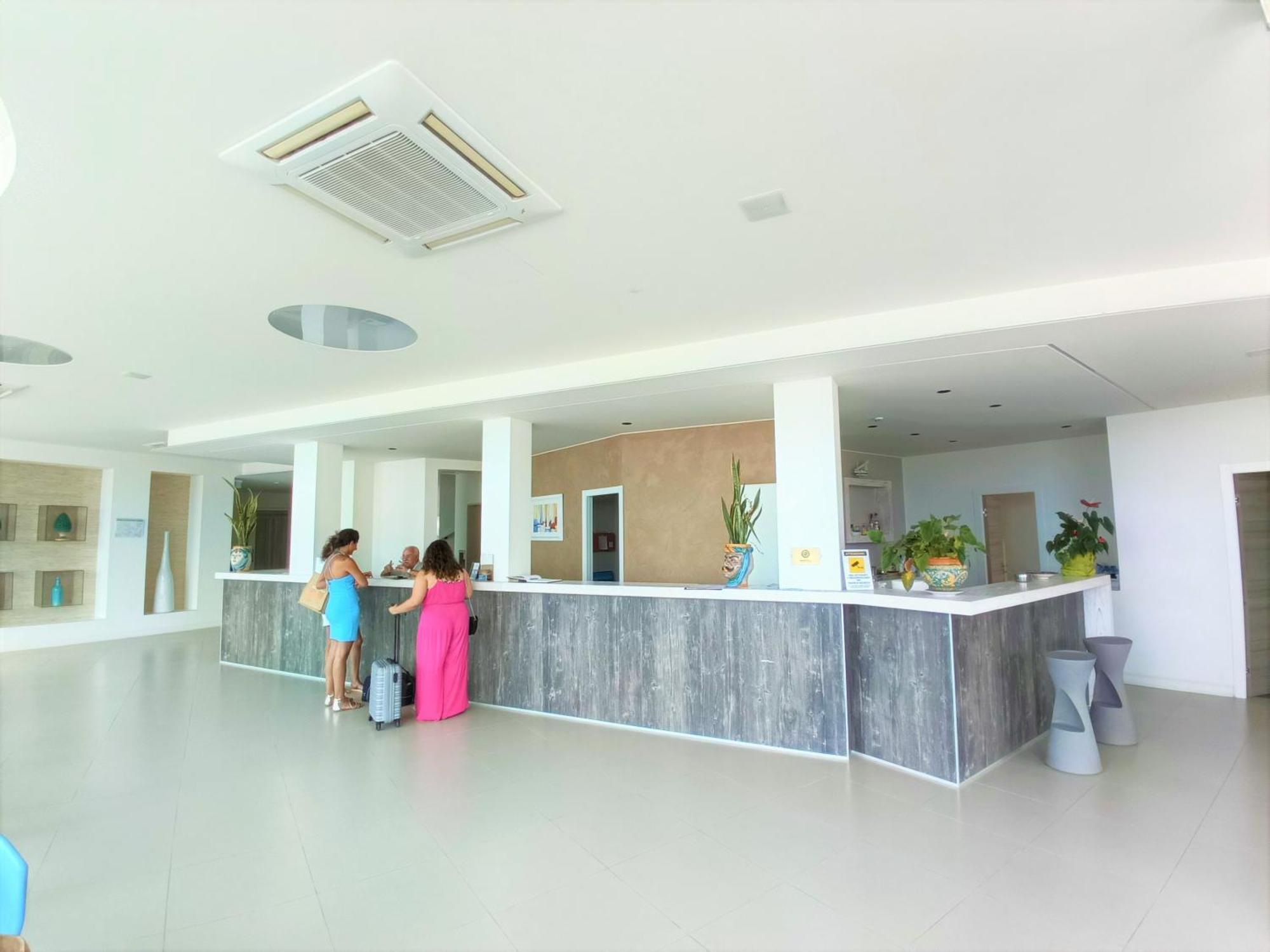 Hotel Vittorio Portopalo Di Capo Passero エクステリア 写真