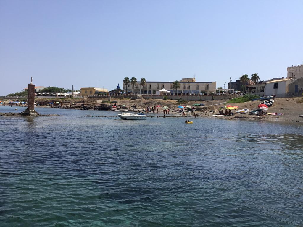 Hotel Vittorio Portopalo Di Capo Passero エクステリア 写真