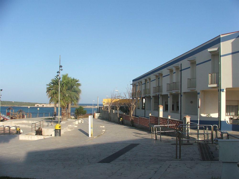 Hotel Vittorio Portopalo Di Capo Passero エクステリア 写真